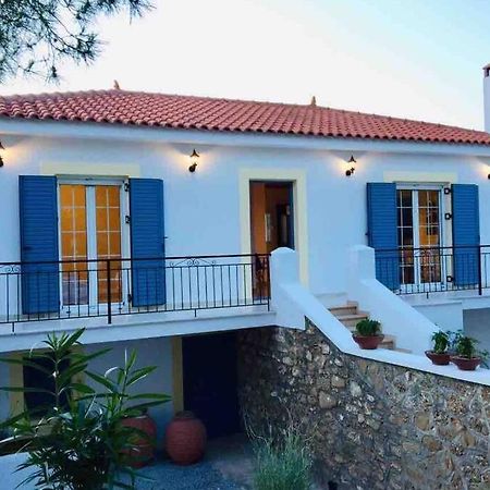 Gerani Maison Agios Aimilianos Beautiful View ポルト・ヘリ エクステリア 写真